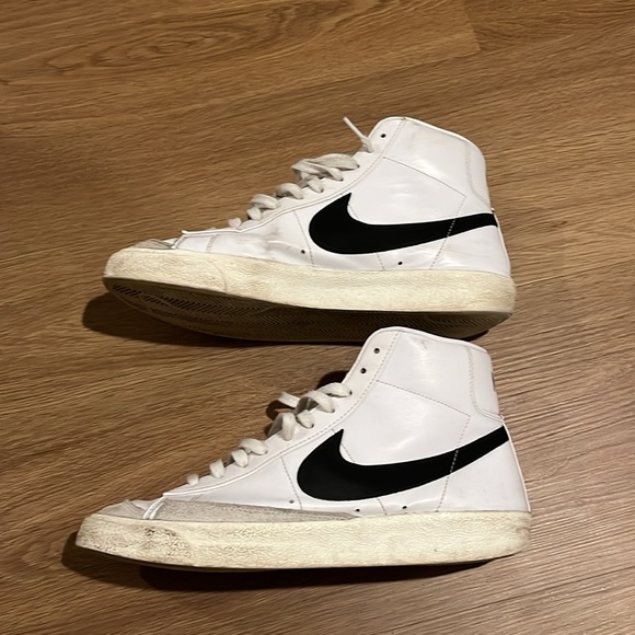Nike blazer mid 77 high top sneaker - Picture 4 of 6